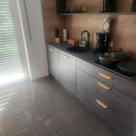 Am Suedhang 2 ディンケルスビュール